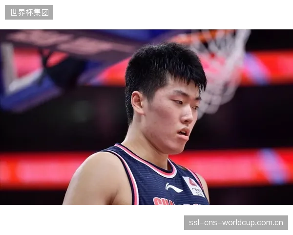 张皓嘉加时赛冷血三分拯救广东，杜锋关键时刻战术布置见效。